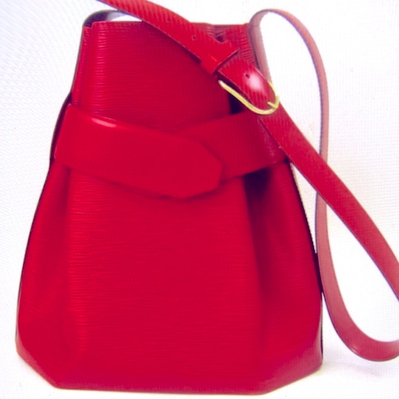 Authentic Louis Vuitton EPI Sac D’épaule Shoulder Bag Red Leather. - Picture 11 of 17